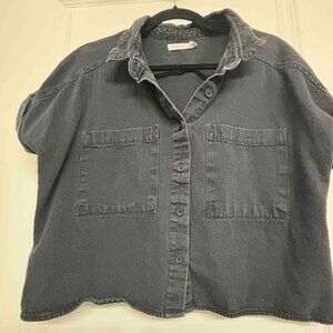 Suite 2939 Women's Cropped Button-Down Shirt